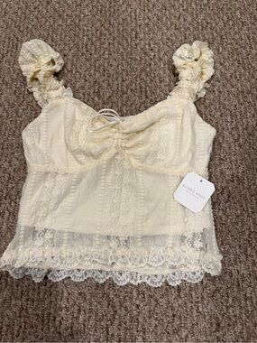 Altar’d State Cream Lace Cropped Tank with Ruffled Straps NWT